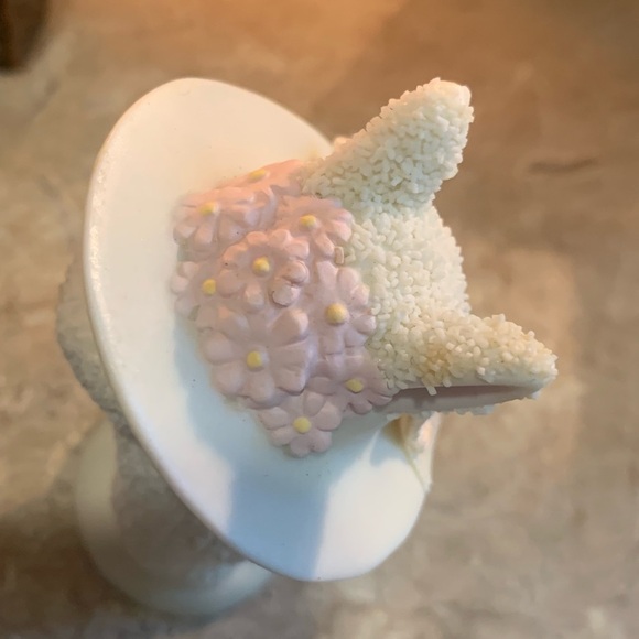 DEPT. 56-SNOWBUNNIES BONNETS & BOWS 4 1/4" Easter Egg - Picture 5 of 8